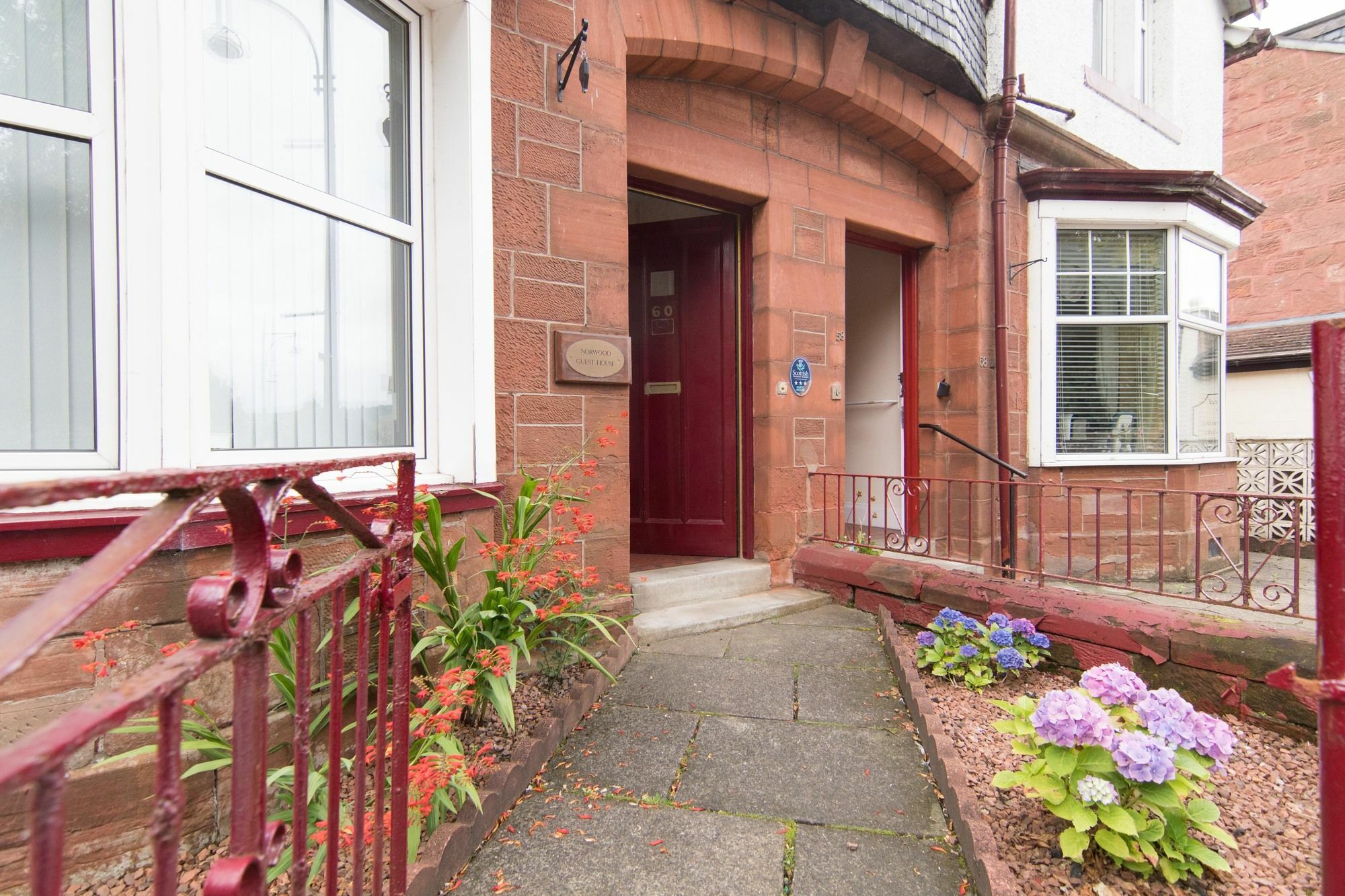 Norwood Guesthouse-Loch Lomond Balloch Exteriör bild